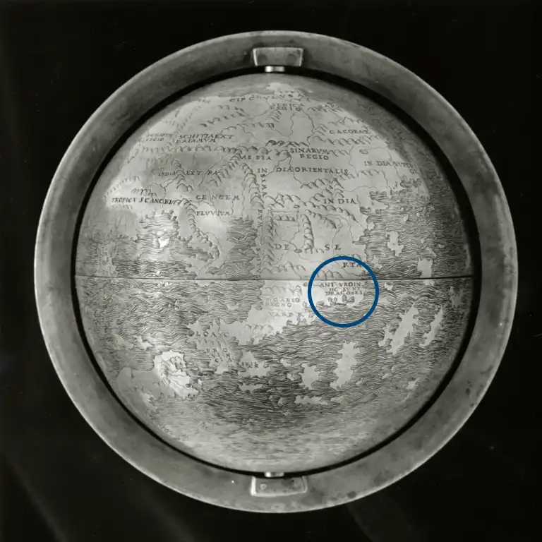 The phrase &lsquo;HC SVNT DRACONES&rsquo; (&rsquo;there are dragons here&rsquo;), can be found inside the blue circle, somewhere around Southeast Asia in the Hunt-Lenox globe.